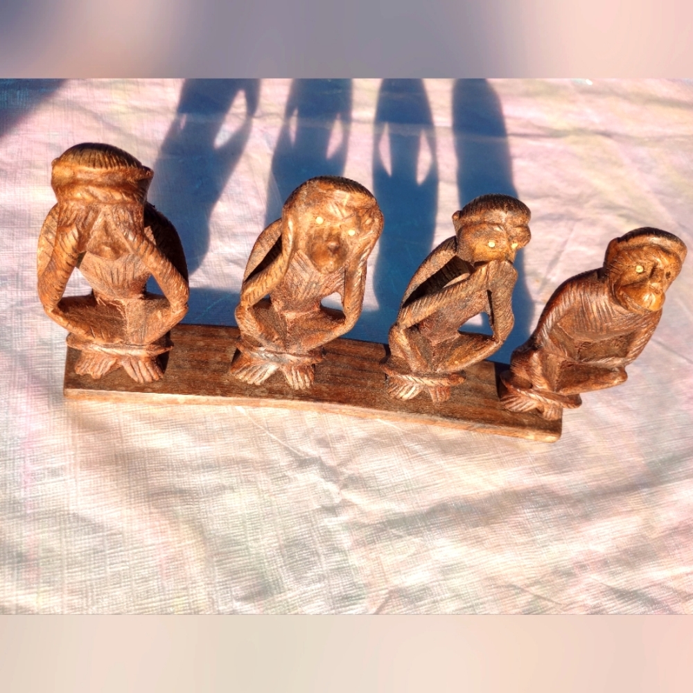 Carving of monkeys